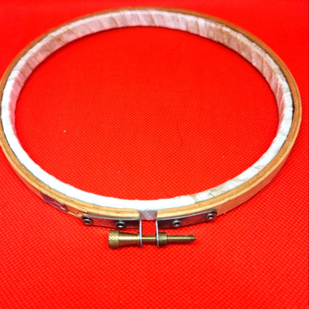 White Horse Wood Embroidery Needle Point Quilting Hoops Rims Ring Frame Round 6"